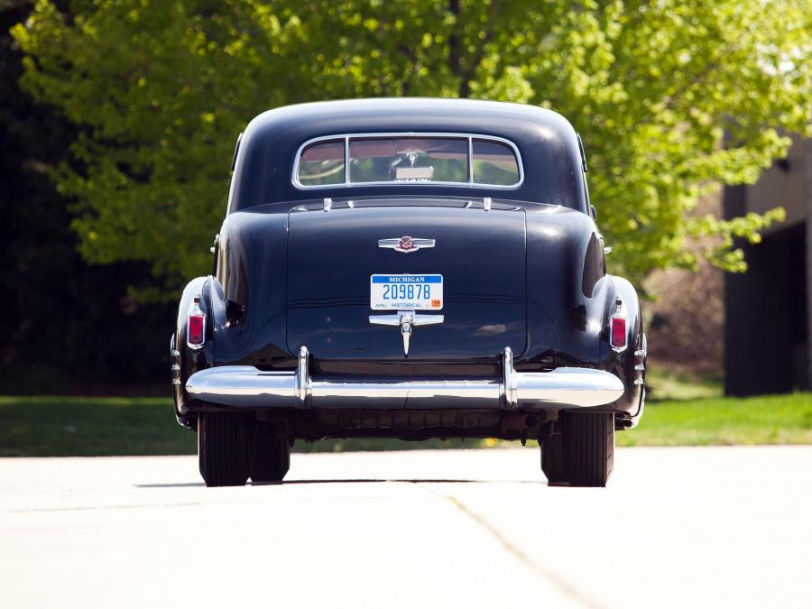  Cadillac Fleetwood Series 75 Touring Sedan 1941 года  (фото 5 из 8)